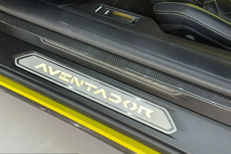 Lamborghini Aventador din 2022 cu 17.745 km - oferta LAM247941 - foto 16