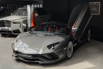 Lamborghini Aventador din 2021 - oferta LAM247942