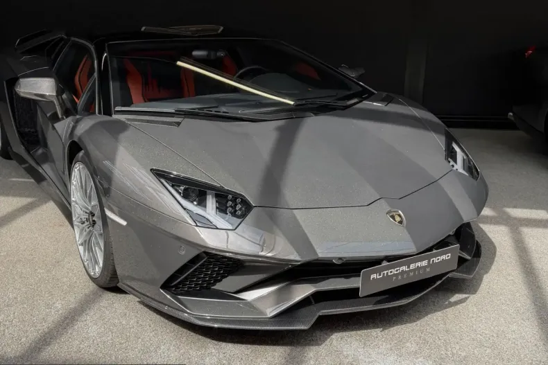 Lamborghini Aventador din 2021 cu 9.800 km - oferta LAM247942 - foto 7