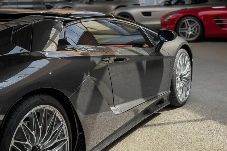 Lamborghini Aventador din 2021 cu 9.800 km - oferta LAM247942 - foto 12