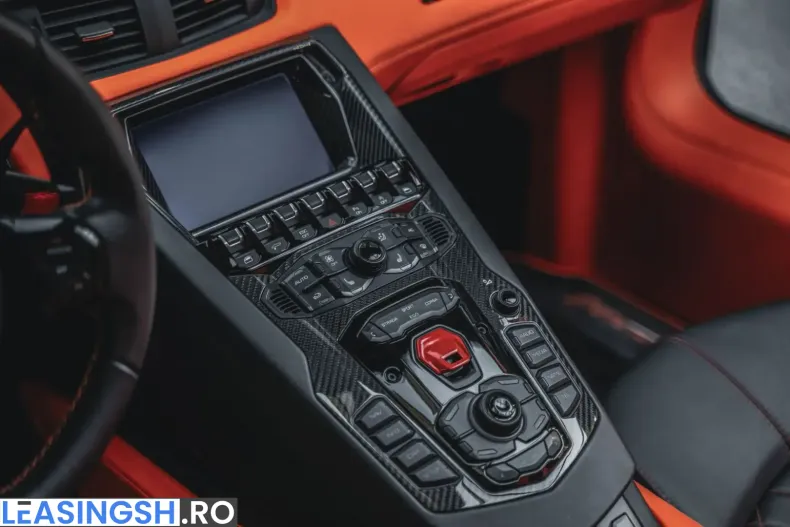 Lamborghini Aventador din 2021 cu 9.800 km - oferta LAM247942 - foto 28