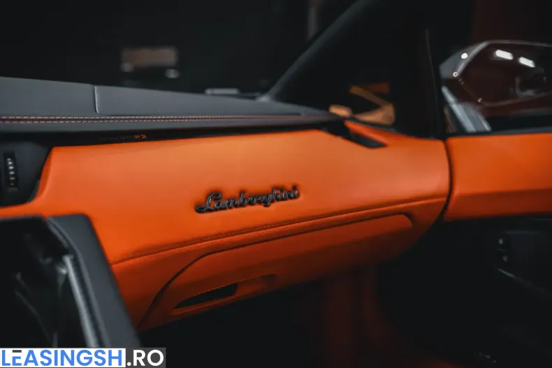 Lamborghini Aventador din 2021 cu 9.800 km - oferta LAM247942 - foto 31