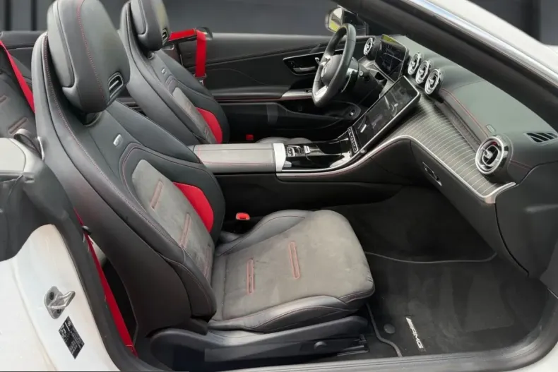 Mercedes-Benz CLE 53 AMG (Clasa CLE) din 2025 cu 16.531 km - oferta MER247945 - foto 16