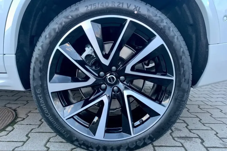 Volvo XC90 din 2023 cu 45.816 km - oferta VOL247952 - foto 9
