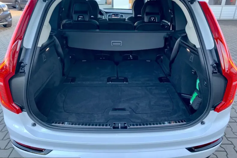 Volvo XC90 din 2023 cu 45.816 km - oferta VOL247952 - foto 30