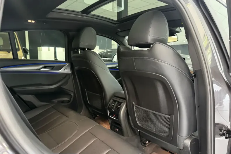 BMW X4 (Seria X) din 2023 cu 56.000 km - oferta BMW247954 - foto 10