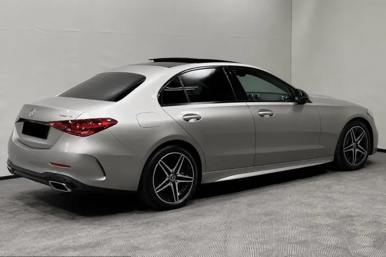 Mercedes-Benz C 300 (Clasa C) din 2024 cu 31.253 km - oferta MER247958 - foto 3