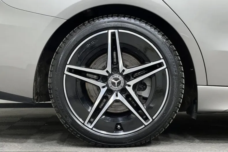 Mercedes-Benz C 300 (Clasa C) din 2024 cu 31.253 km - oferta MER247958 - foto 21