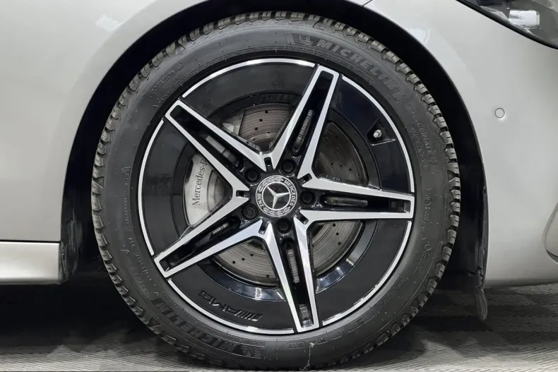 Mercedes-Benz C 300 (Clasa C) din 2024 cu 31.253 km - oferta MER247958 - foto 29