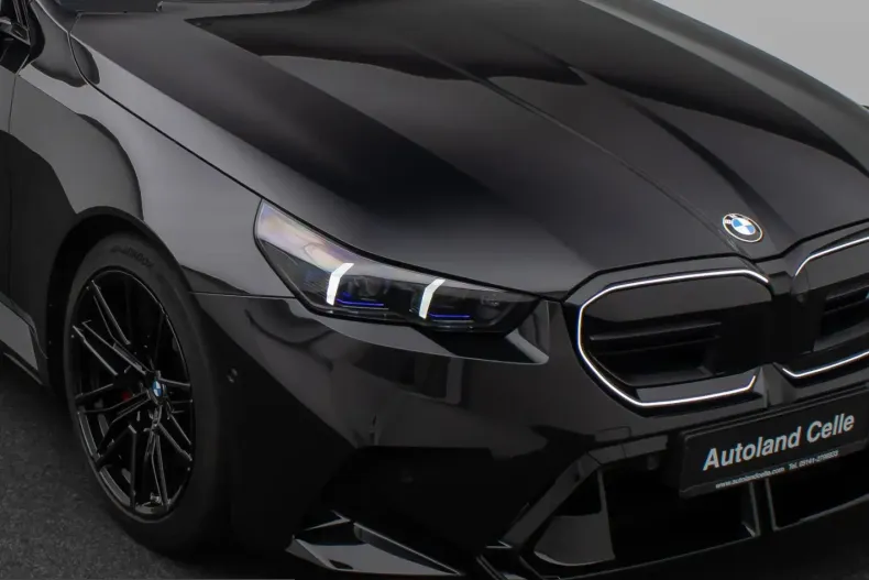 BMW M5 (Seria 5) din 2025 cu 16.636 km - oferta BMW247959 - foto 10