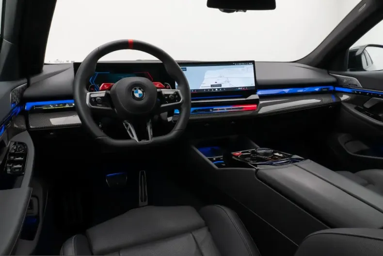 BMW M5 (Seria 5) din 2025 cu 16.636 km - oferta BMW247959 - foto 32