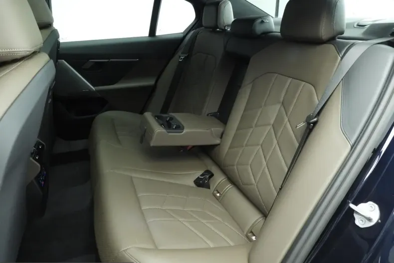 BMW i5 (Seria 5) din 2025 cu 18.000 km - oferta BMW247963 - foto 8