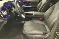 Mercedes-Benz EQE (Clasa E) din 2024 cu 14.589 km - oferta MER247965 - foto 8