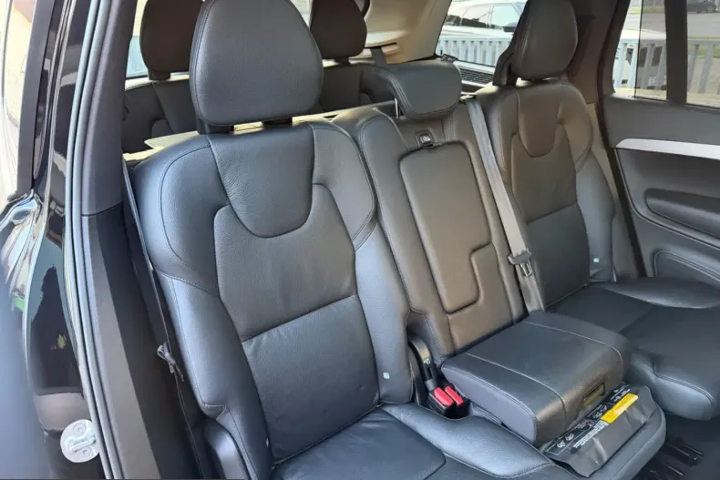 Volvo XC90 din 2024 cu 31.200 km - oferta VOL247966 - foto 13