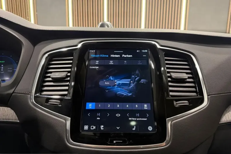 Volvo XC90 din 2024 cu 14.000 km - oferta VOL247968 - foto 18