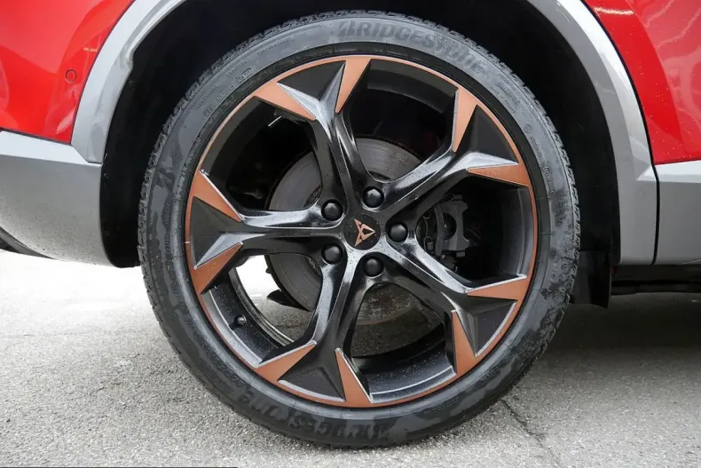 Cupra Formentor din 2023 cu 33.850 km - oferta CUP247980 - foto 4