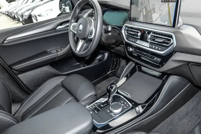 BMW X4 (Seria X) din 2025 cu 10.003 km - oferta BMW247986 - foto 14
