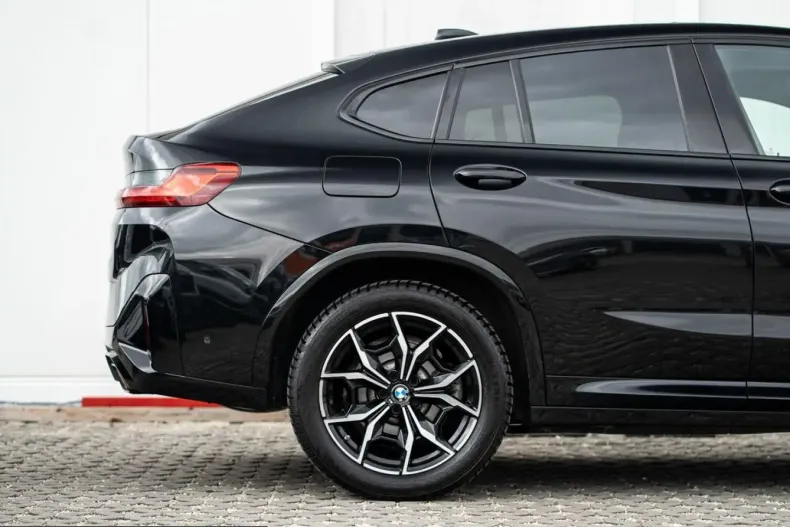 BMW X4 (Seria X) din 2025 cu 16.490 km - oferta BMW247987 - foto 6