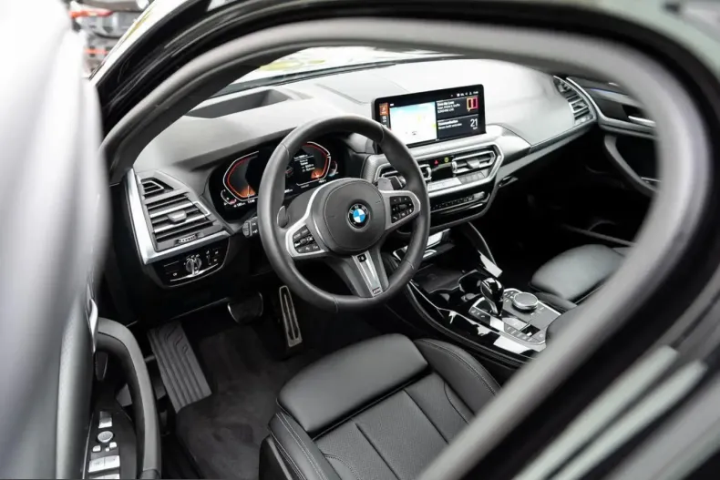 BMW X4 (Seria X) din 2025 cu 16.490 km - oferta BMW247987 - foto 8