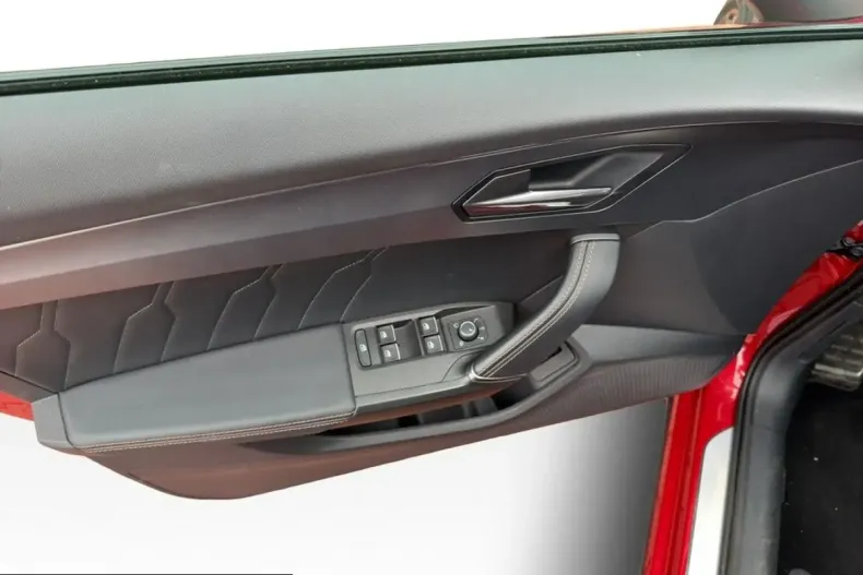 Cupra Formentor din 2022 cu 39.600 km - oferta CUP247991 - foto 8