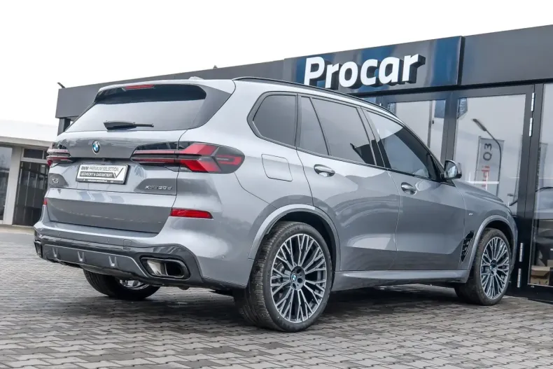 BMW X5 (Seria X) din 2025 cu 14.930 km - oferta BMW247992 - foto 2