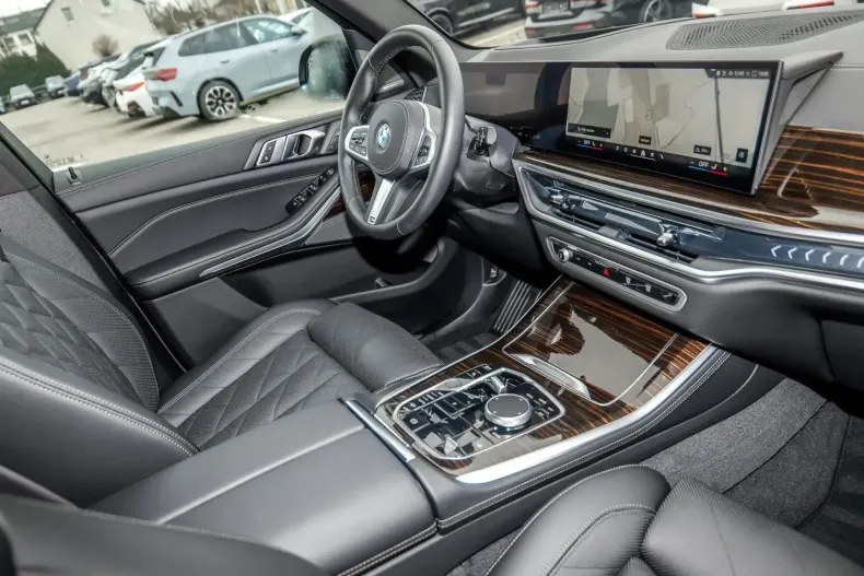 BMW X5 (Seria X) din 2025 cu 14.930 km - oferta BMW247992 - foto 12