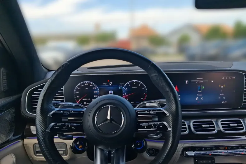 Mercedes-Benz GLE 63 AMG (Clasa GLE) din 2023 cu 85.000 km - oferta MER248001 - foto 11
