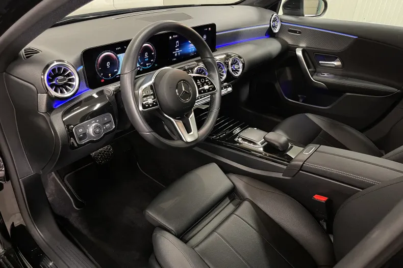 Mercedes-Benz A 250 (Clasa A) din 2022 cu 19.602 km - oferta MER248006 - foto 5