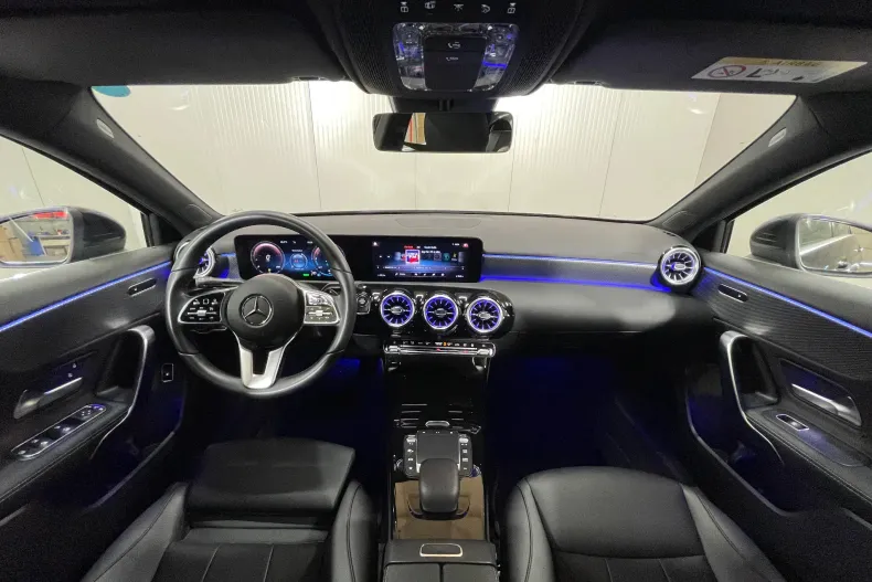 Mercedes-Benz A 250 (Clasa A) din 2022 cu 19.602 km - oferta MER248006 - foto 8