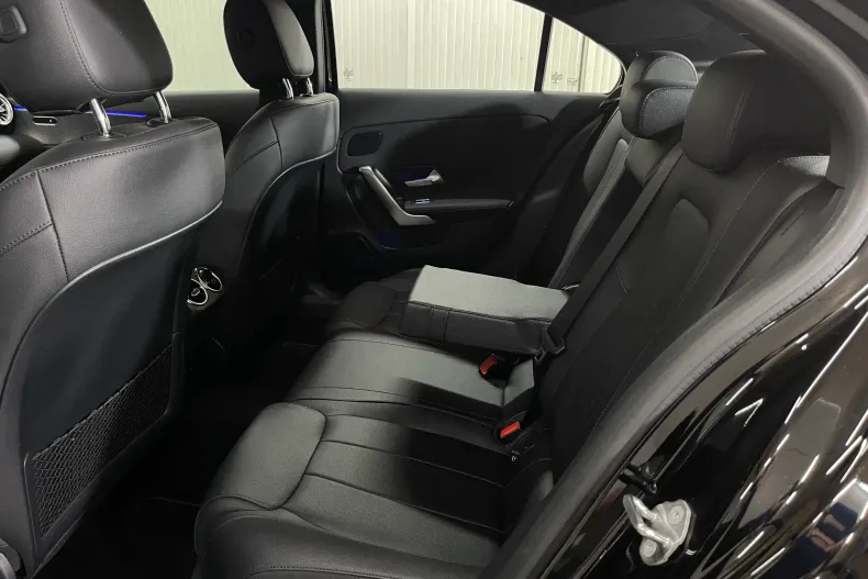 Mercedes-Benz A 250 (Clasa A) din 2022 cu 19.602 km - oferta MER248006 - foto 12