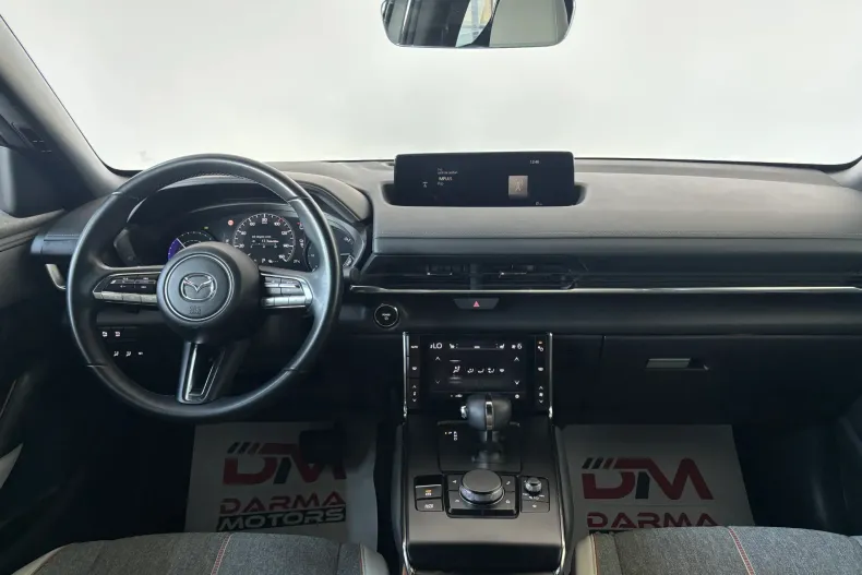 Mazda MX-3 din 2022 cu 12.900 km - oferta MAZ248019 - foto 10