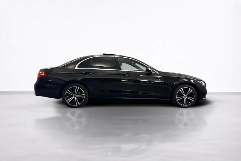 Mercedes-Benz E 220 (Clasa E) din 2023 cu 43.605 km - oferta MER248023 - foto 8
