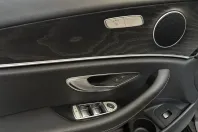 Mercedes-Benz E 220 (Clasa E) din 2023 cu 43.605 km - oferta MER248023 - foto 14