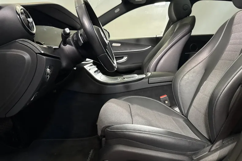 Mercedes-Benz E 220 (Clasa E) din 2023 cu 43.605 km - oferta MER248023 - foto 24