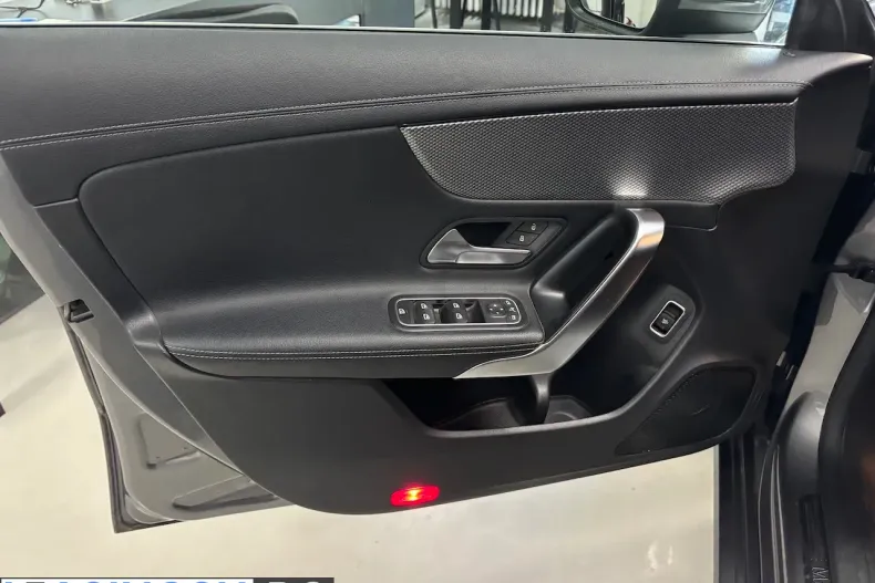 Mercedes-Benz CLA 200 (Clasa CLA) din 2020 cu 124.000 km - oferta MER248031 - foto 9