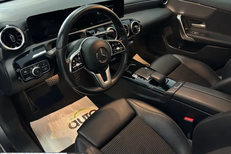 Mercedes-Benz CLA 200 (Clasa CLA) din 2020 cu 124.000 km - oferta MER248031 - foto 10