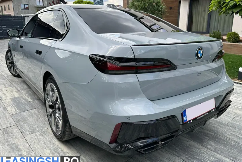 BMW M7 (Seria 7) din 2024 cu 15.000 km - oferta BMW248047 - foto 4