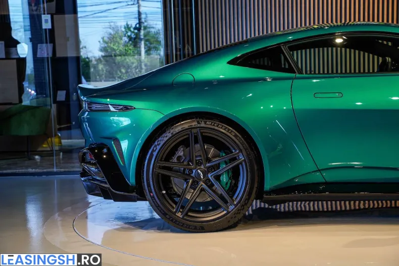 Aston Martin V8 Vantage din 2024 cu 17.200 km - oferta AST248048 - foto 8