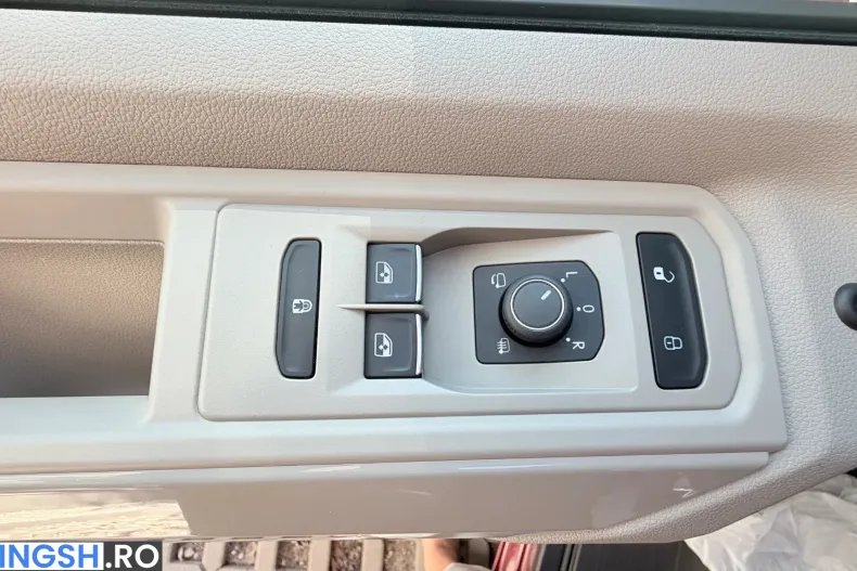 Volkswagen Multivan din 2024 cu 57.000 km - oferta VOL248051 - foto 18