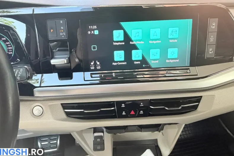 Volkswagen Multivan din 2024 cu 57.000 km - oferta VOL248051 - foto 26