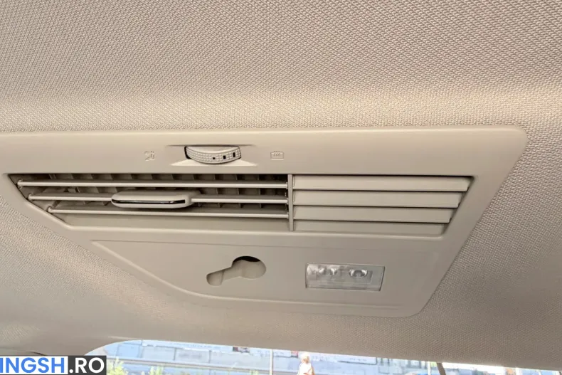 Volkswagen Multivan din 2024 cu 57.000 km - oferta VOL248051 - foto 37