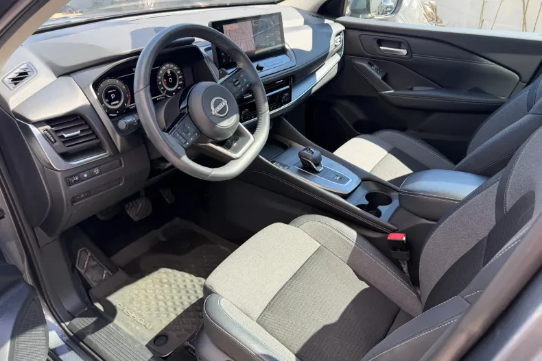 Nissan Qashqai din 2024 cu 14.217 km - oferta NIS248062 - foto 11