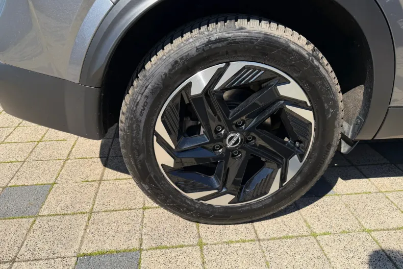 Nissan Qashqai din 2024 cu 14.217 km - oferta NIS248062 - foto 21