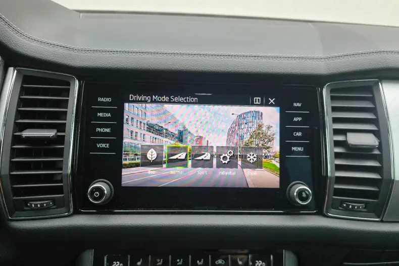 Skoda Kodiaq din 2022 cu 102.953 km - oferta SKO248064 - foto 21