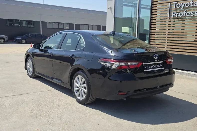 Toyota Camry din 2022 cu 164.533 km - oferta TOY248067 - foto 4