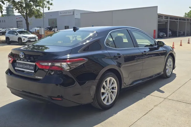 Toyota Camry din 2022 cu 164.533 km - oferta TOY248067 - foto 5