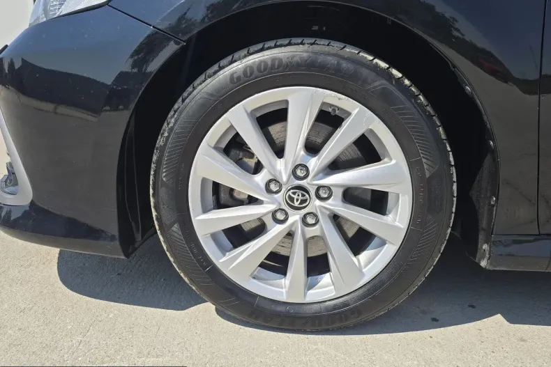 Toyota Camry din 2022 cu 164.533 km - oferta TOY248067 - foto 6
