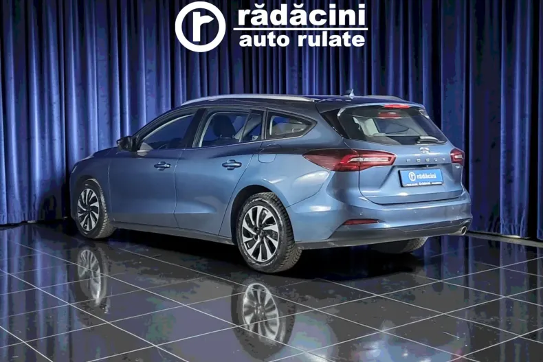 Ford Focus din 2023 cu 77.670 km - oferta FOR248075 - foto 8