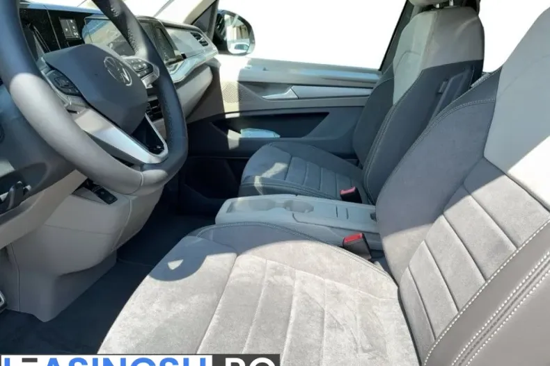 Volkswagen Multivan din 2026 cu 9.000 km - oferta VOL248079 - foto 8