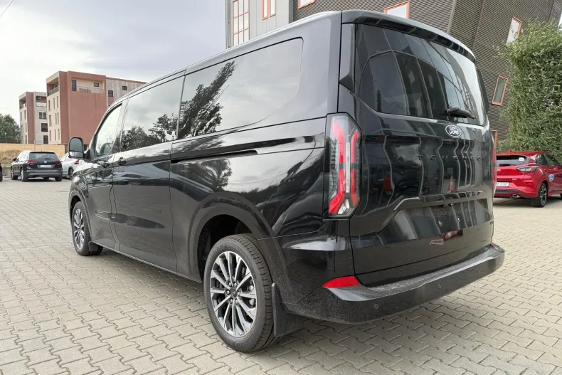 Ford Tourneo Custom din 2026 cu 1 km - oferta FOR248080 - foto 4